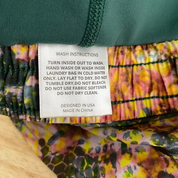 Shefit‎ Shorts Multicolored Print Athletic Polyester Blend Women's Small - Picture 6 of 8